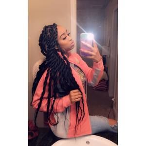 Meet your Posher, Kendra